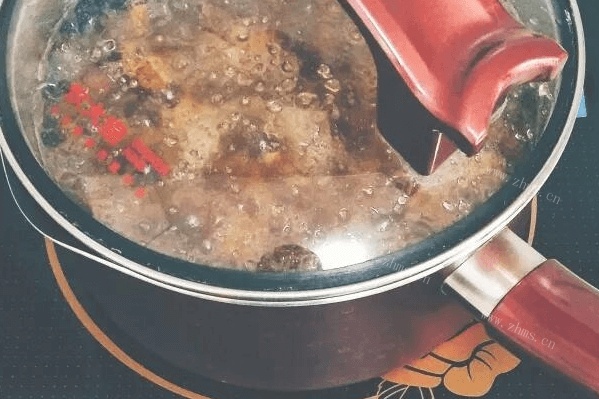 自制秋梨膏做法图解6)