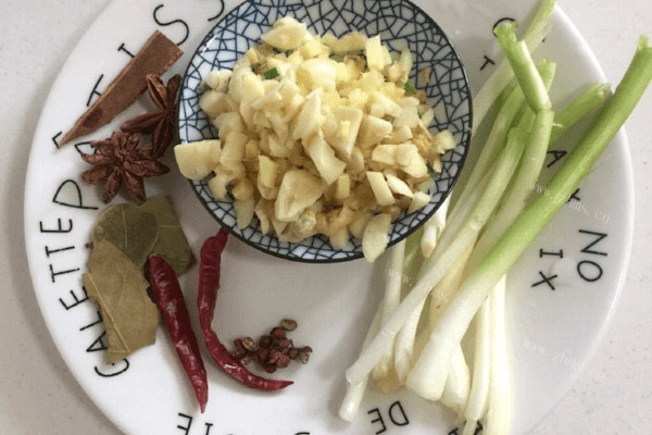 自制豆豉鲮鱼做法图解2)