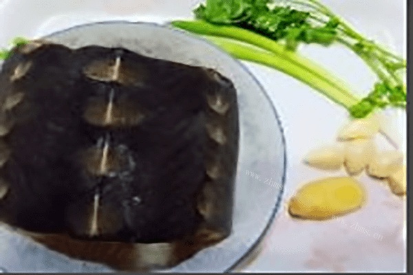红烧鲟鱼做法图解1)