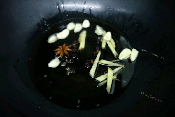 家常的大骨白菜炖豆腐做法图解3)