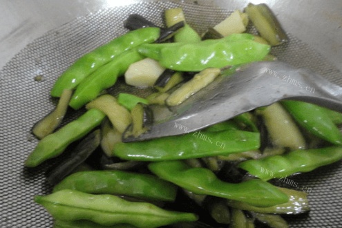 豆角炖肉做法图解2)