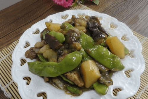 豆角炖肉做法图解6)