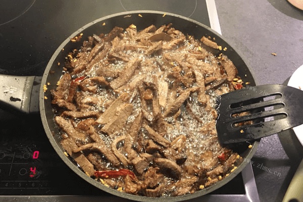 干煸牛肉干做法图解4)