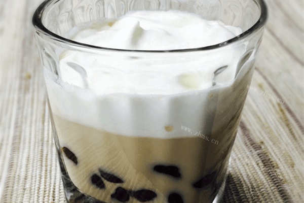 好喝的自制珍珠奶茶做法图解6)