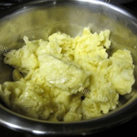 家常瓜片炒鸡蛋怎么做的呢的做法图解三