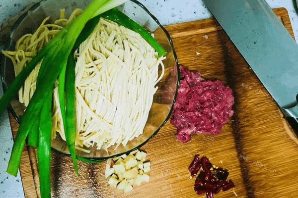 大煮干丝的家常做法做法图解1)
