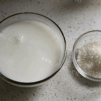 外婆经常做的自制炼乳（包含特浓牛奶糖做法）的做法图解一