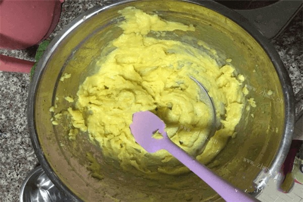 甜品控不可错过的美食！快来尝尝这款口感好的泡芙！做法图解5)