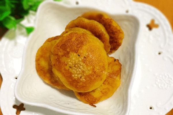 自制美味薯饼做法图解6)