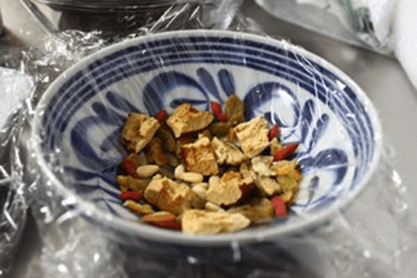 自制八宝饭味道甜美，象征团团圆圆、生活甜甜做法图解2)