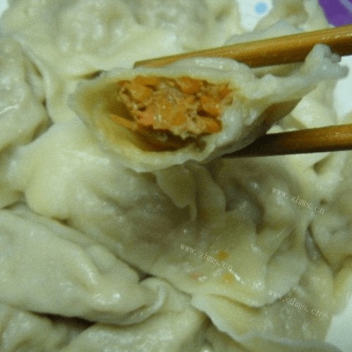 简单的红萝卜猪肉饺子馅的做法
