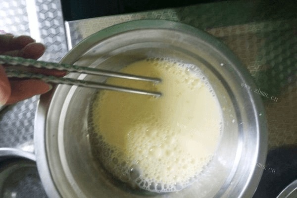 自制蛋挞水的制作（不用淡奶油哦）做法图解2)