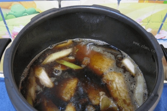自制烙饼卷带鱼做法图解13)