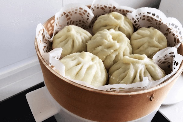 绿色食物菜包子的做法做法图解6)