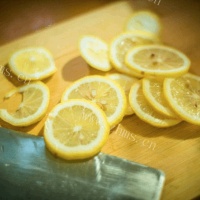 百香果青柠檬蜂蜜水的做法图解三