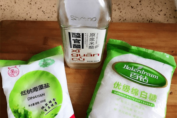 正宗寿司醋的做法做法图解1)