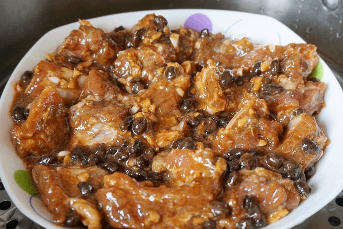 炖豆豉排骨-改良版豆豉蒸排骨做法图解6)