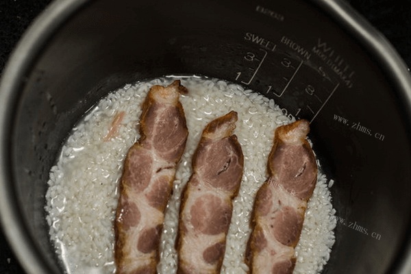 电饭煲焗饭做法图解3)