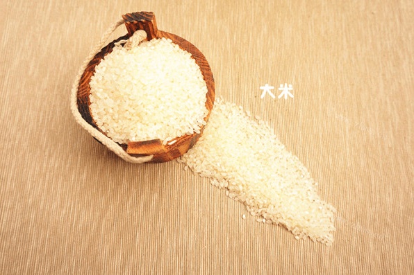 香菇鸡肉粥做法图解1)