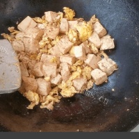 虾酱鸡蛋炒豆腐的做法图解五