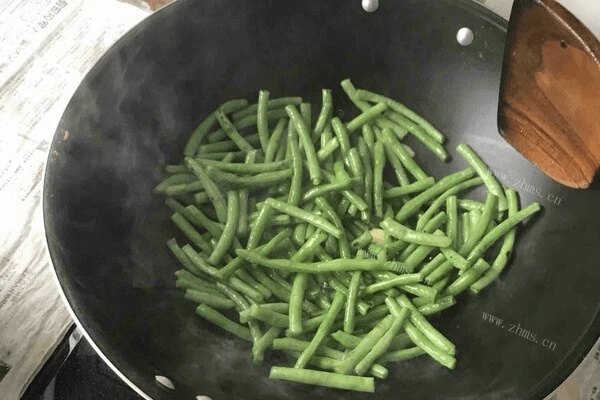 炒豆角做法图解5)