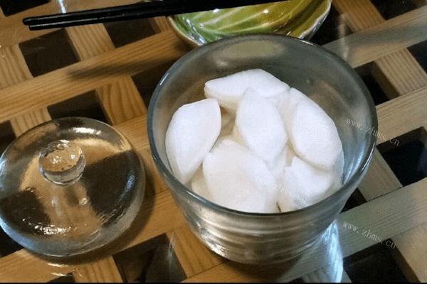 爽口咸萝卜丝做法图解4)