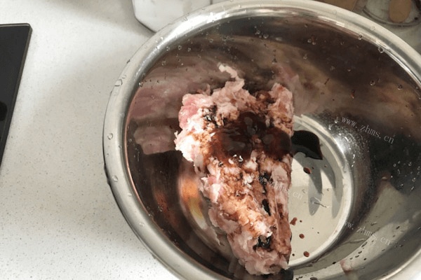 绿色食物菜包子的做法做法图解3)