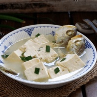 黄花鱼炖豆腐的做法图解六