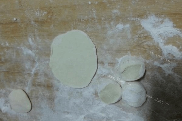 驴肉芹菜馅饺子做法图解5)