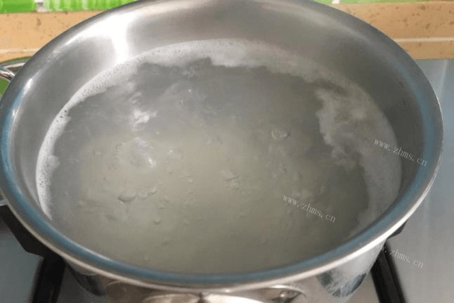 美味的苹果粥超简单的做法做法图解4)