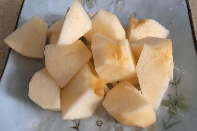 美味的苹果粥超简单的做法做法图解2)