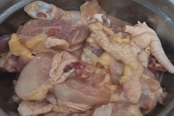 美味沙姜鸡做法图解2)
