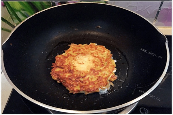 早餐吃什么既方便又健康？当然是——土豆丝饼（步骤图版）做法图解6)