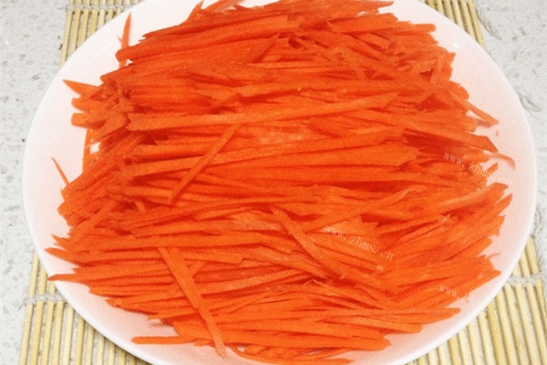 好吃的萝卜丝炒肉清脆爽口，超好吃。做法图解3)