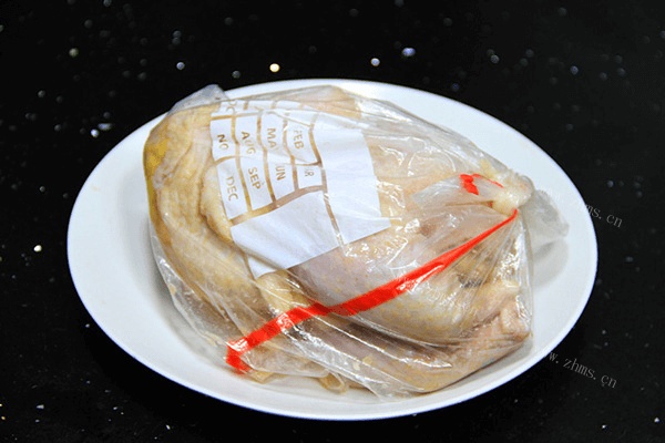 喜欢吃鸡的朋友，可以试试这种美味的盐焗鸡(电压力锅版)的做法做法图解5)