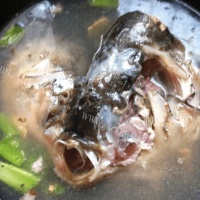 超简单的鱼头汤做法的做法图解三