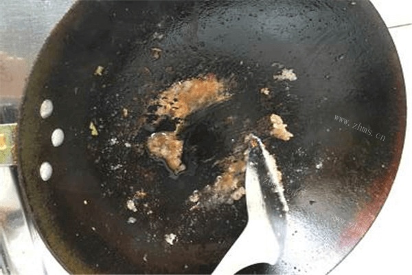 红烧肉炖土豆做法图解8)