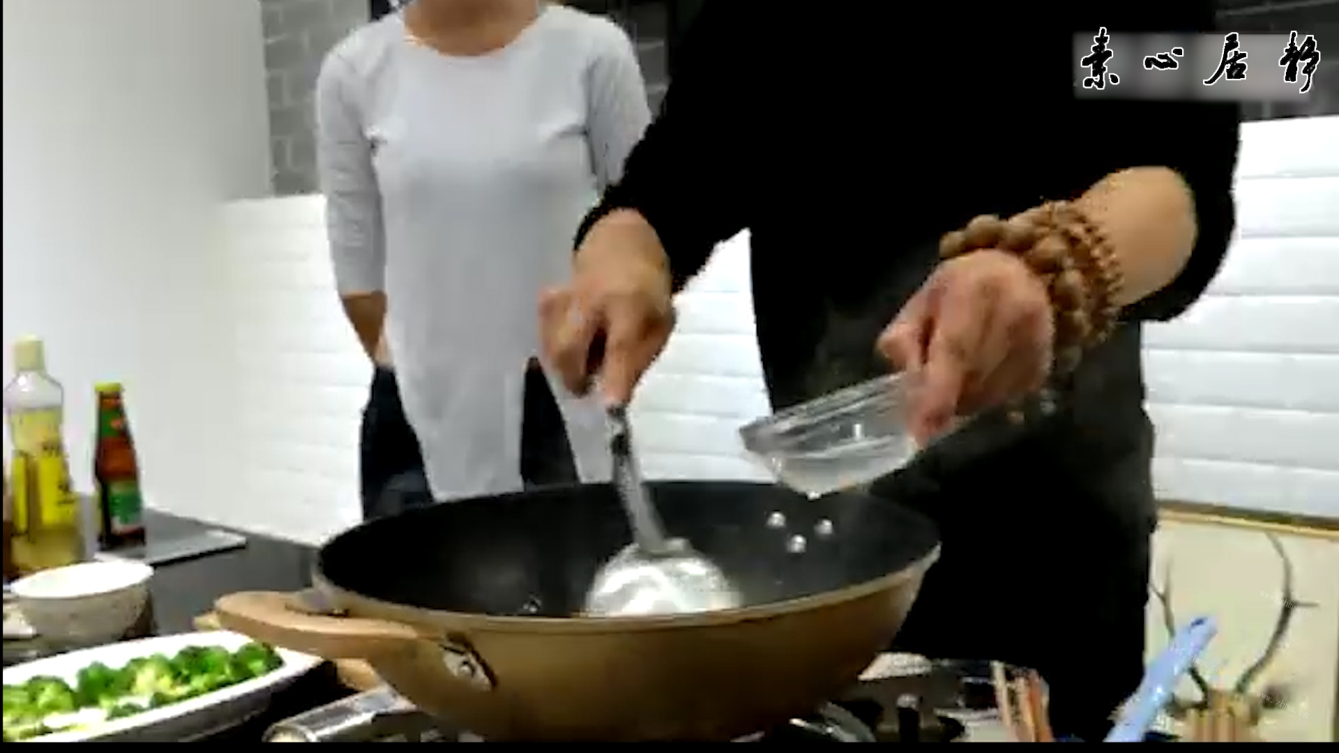 蚝油土豆拼西蓝花-素心居静庄青山做法图解11)