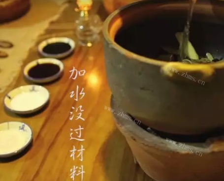 潮汕特色卤肉做法图解6)