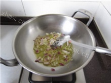 经典意式肉酱面做法图解6)