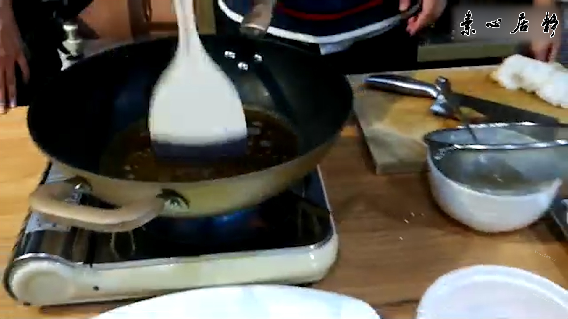 庄青山：誓要吃到菌菇汤~鲜露茶菇蒸藕汤做法图解16)