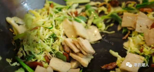 潮汕家常菜-甲子薯粉签做法图解5)