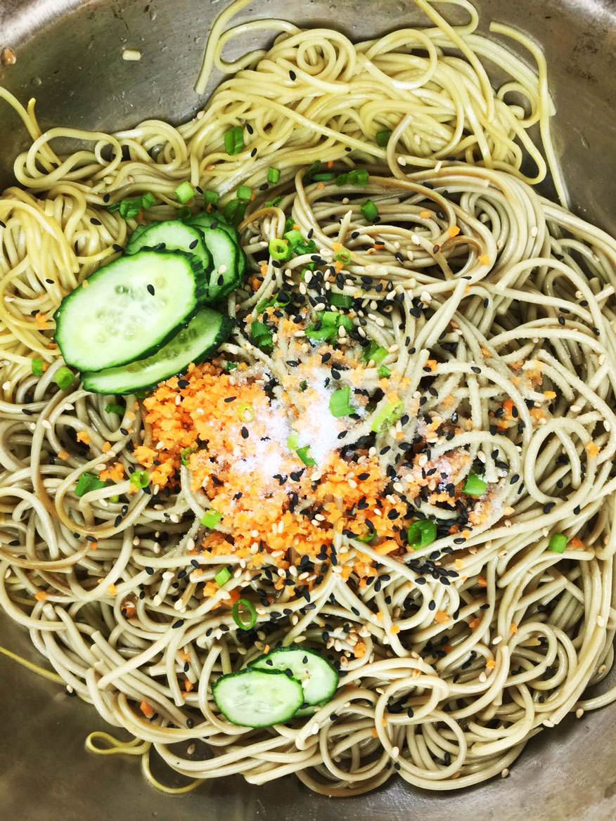 网红金丝鸡蛋面饼做法图解8)