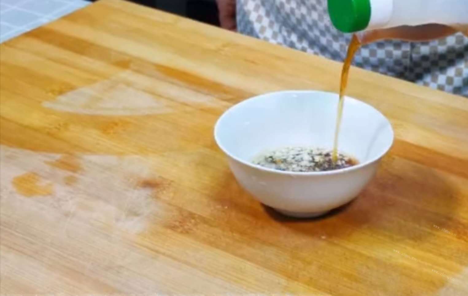 菠菜鸡蛋做法图解7)