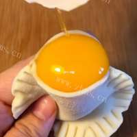 当鸡蛋遇上饺子皮和五珍粉，会变成什么？的做法图解五