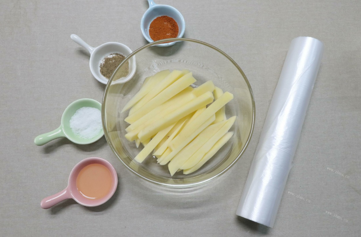 非油炸薯条，法帅蒸汽烤箱制作做法图解1)