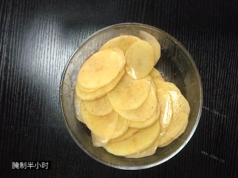 烤土豆片（嵌入式烤箱版）做法图解3)