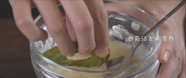 高颜值的花环抹茶曲奇，酥到炸做法图解8)
