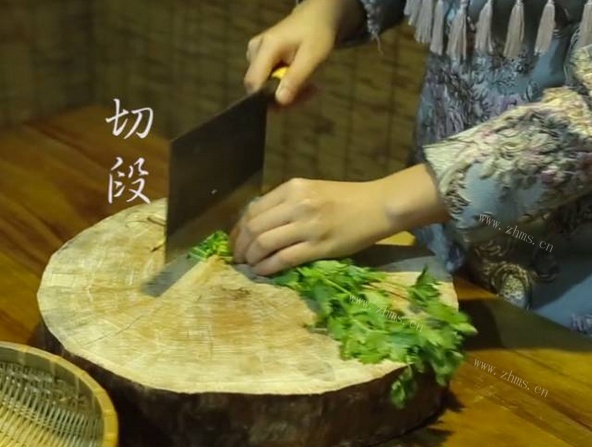 鱼饼紫菜汤做法图解1)