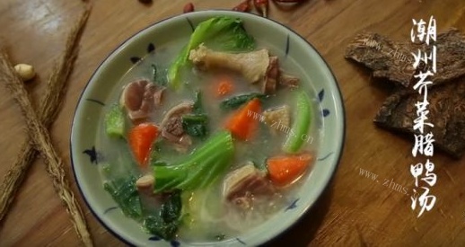 潮州芥菜腊鸭汤做法图解2)
